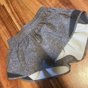 Lululemon Hotty Hot 2.5 shorts, used, great condition